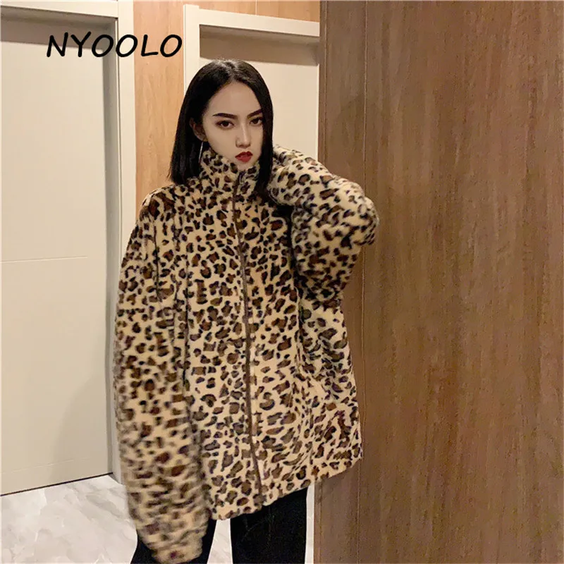 NYOOLO осенне-зимняя уличная мода винтажное леопардовое пальто оверсайз Повседневная бархатная Толстая Свободная куртка на молнии Женская тканевая верхняя одежда