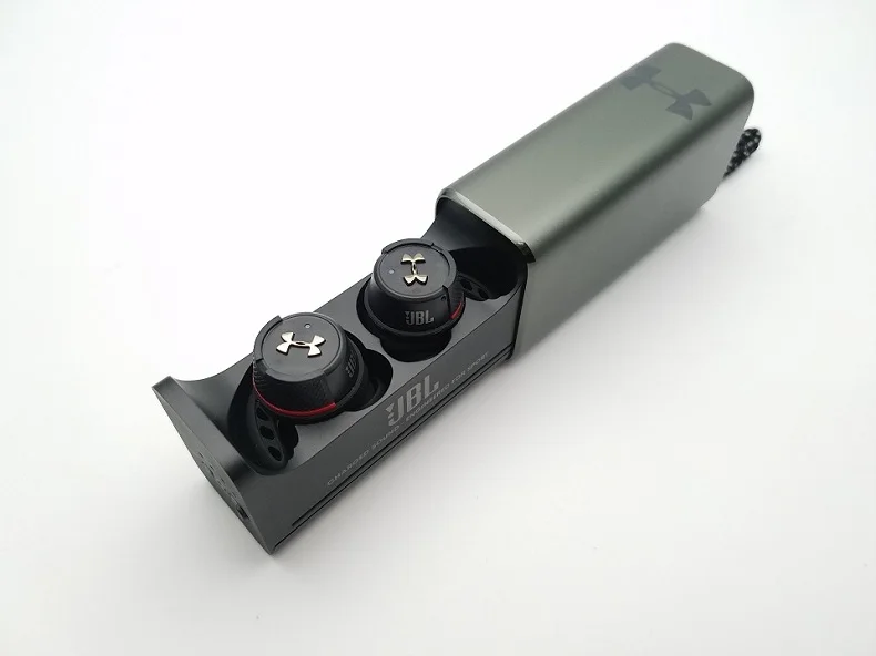 Оригинальные и абсолютно новые JBL мкА FLASH TWS беспроводные Bluetooth наушники спортивные наушники IPX7 водонепроницаемые с зарядным устройством