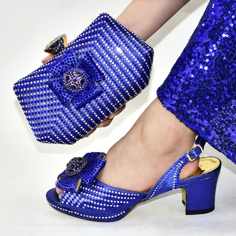 Новейший дизайн красный в комбинированном итальянско-африканском стиле комплект из обуви и сумки, украшенные Стразы итальянские туфли и комплекты с сумкой туфли для лета Для женщин - Цвет: Синий