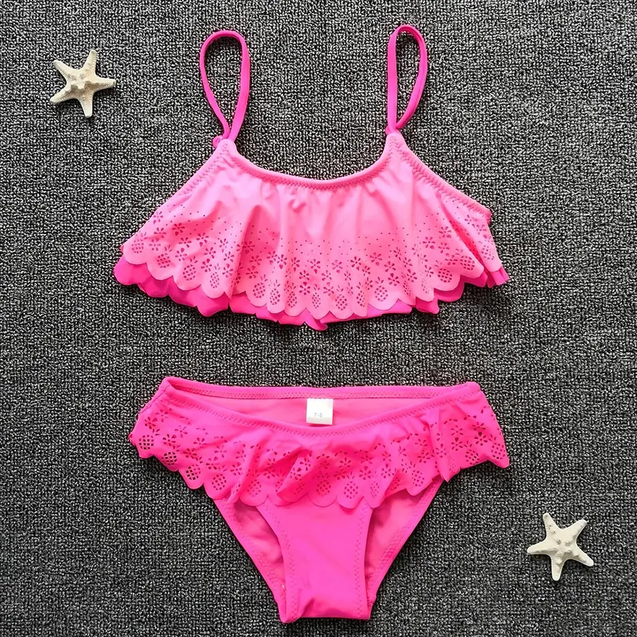 

2020 Ruffle Girl Swimsuit Kids Hollow Out Girl Bikini Set Falbala Two Piece Children's Swimwear Beach Tankini Girl Bathing Suit