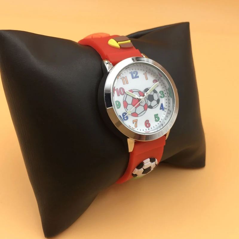 free drop shipping new 2020 hot fashion kids watches jelly silicone football watch girl students wristwatches (35)