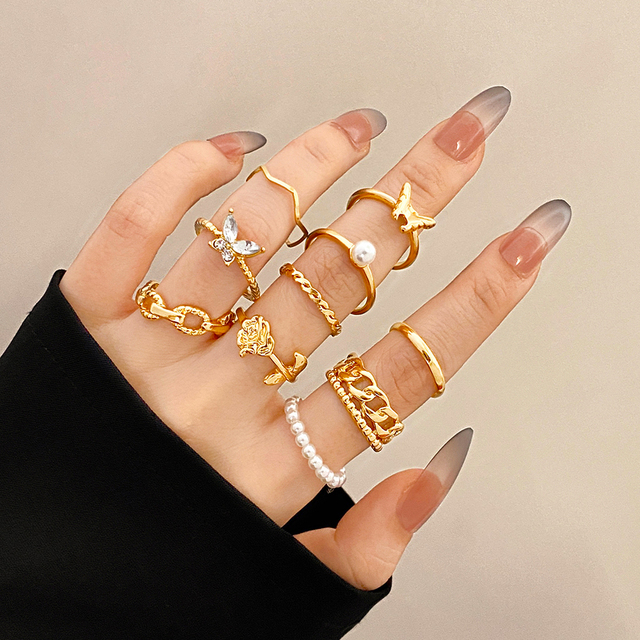 Gold Wide Chain Finger Ring Set Women's Vintage Hollow Irregular Big Love Heart Snake Knuckle Ring Bohemian Jewelry Gift