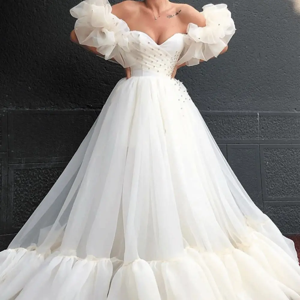 

Off White Long Prom Formal Dresses Party Gown Off the Shoulder Ivory Chic Evening Party Dress Puffy Ruffles Beaded Pageant Gowns