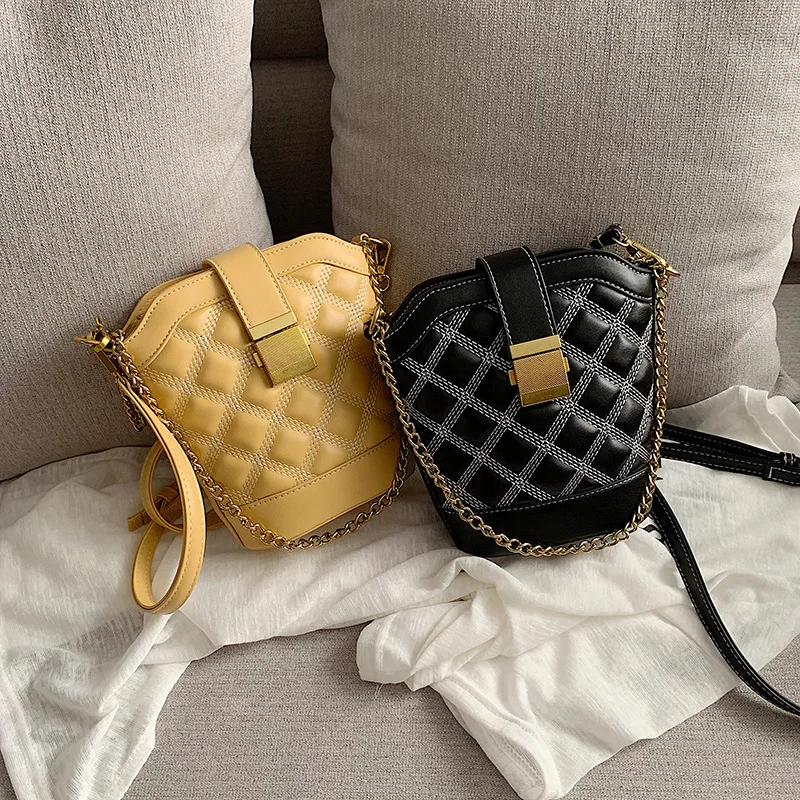 

2019 New Style Cloud Spiraea Bucket Bag Large Lock Shoulder WOMEN'S Bag