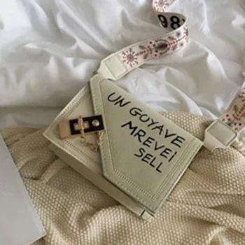 

2020 Women's Shoulder Bag Messenger Bag Mini Bag Women's fashion British Style Personalized Trend BagF