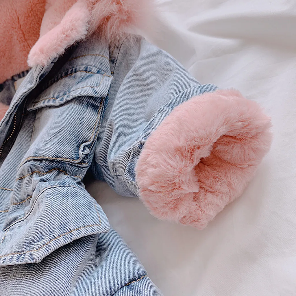 Куртки для девочек; зимняя одежда для маленьких девочек; модная детская одежда с капюшоном из искусственного меха для девочек; флисовое теплое плотное джинсовое пальто; верхняя одежда