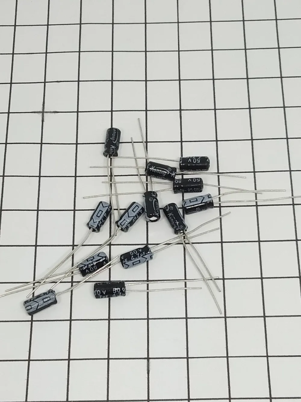 32604451330(4.7UF 50V  4 7) (5)