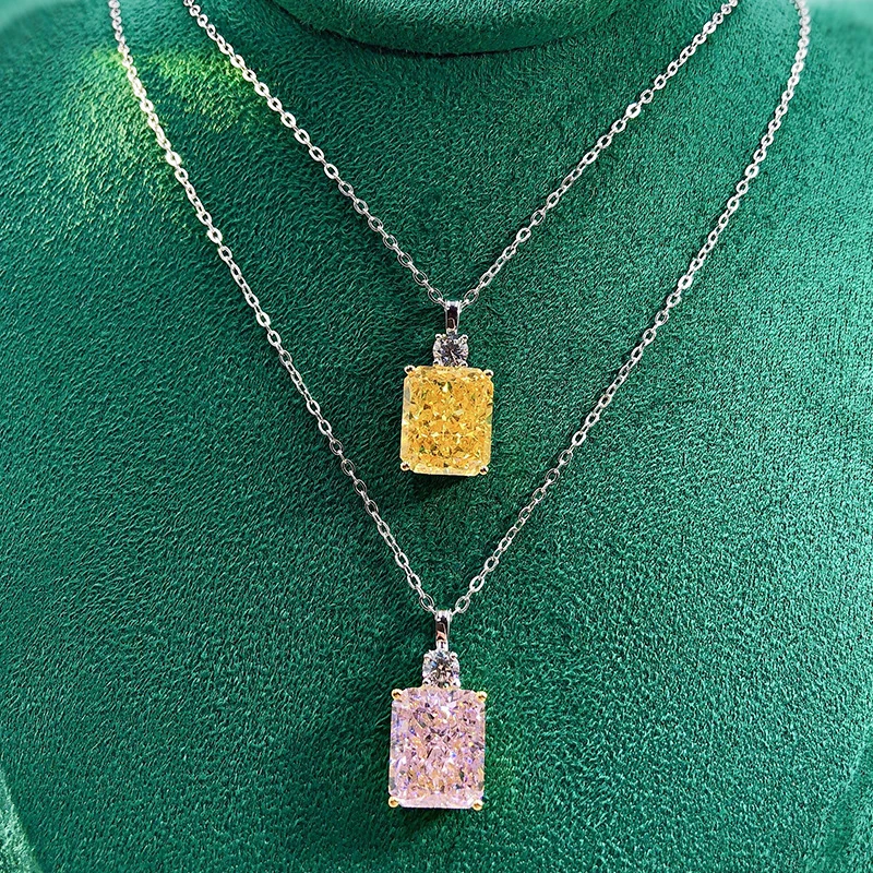 Authenticated Used Louis Vuitton LOUIS VUITTON Necklace Women's Diamond  750PG Pink Gold Pandantif LV Volt One PM Q93813 