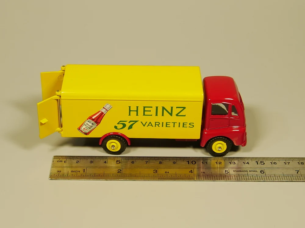 Игрушки Dinky 1:43 CAMION COUVERT GUY VAN, антикварные модели, эксклюзивные Автомобильные Игрушки из сплава для детей, детские игрушки, оригинальная коробка