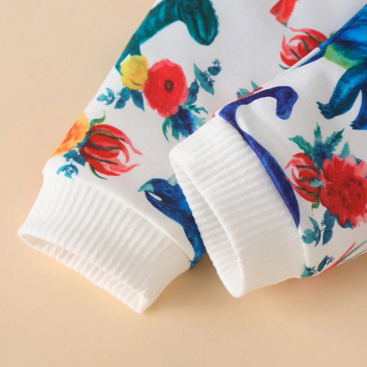 Рисунок 6 - Детский спортивный костюм с длинным рукавом