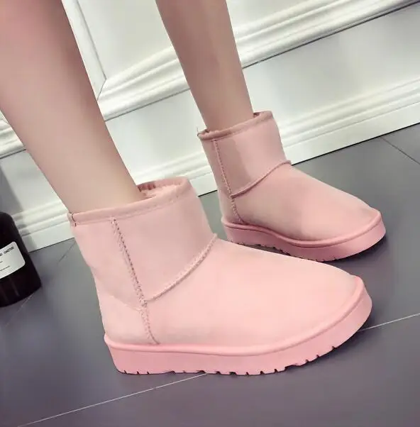 Зимние сапоги классические однотонные короткие сапоги