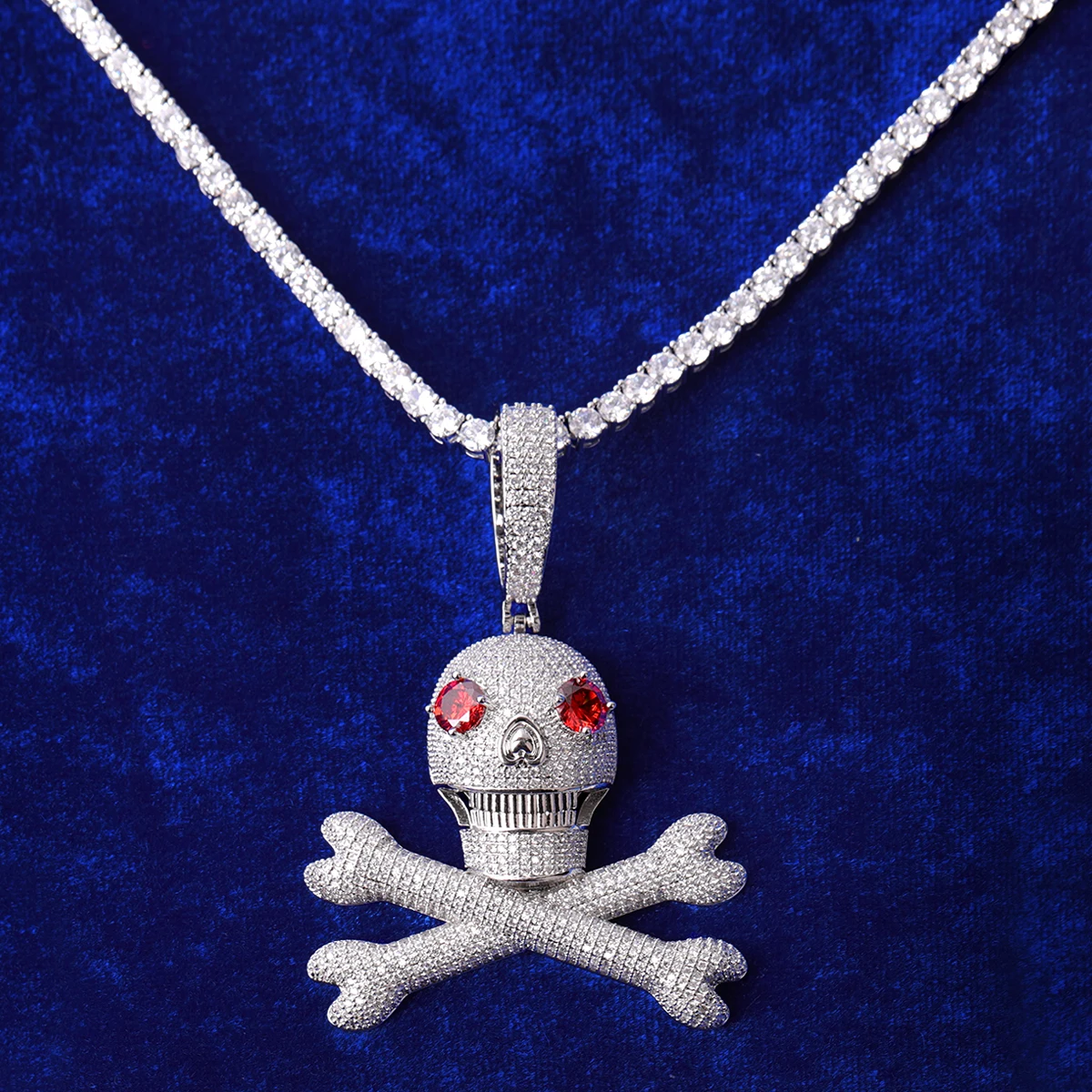 Bones Pendant Chain Necklace - Bling 
