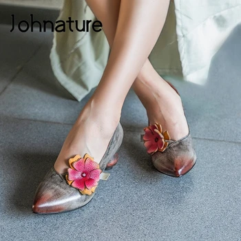 

Johnature Pumps Women Shoes 2020 New Spring Flower Retro Genuine Leather Strange Style Pointed Toe Slip-on Casual Ladies Shoes