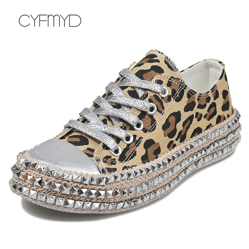 Leopard Парусиновая обувь с заклепками; женские леопардовые кроссовки на шнуровке; женские туфли суперзвезда; нескользящие износостойкие Модные женские кроссовки - Цвет: Leopard