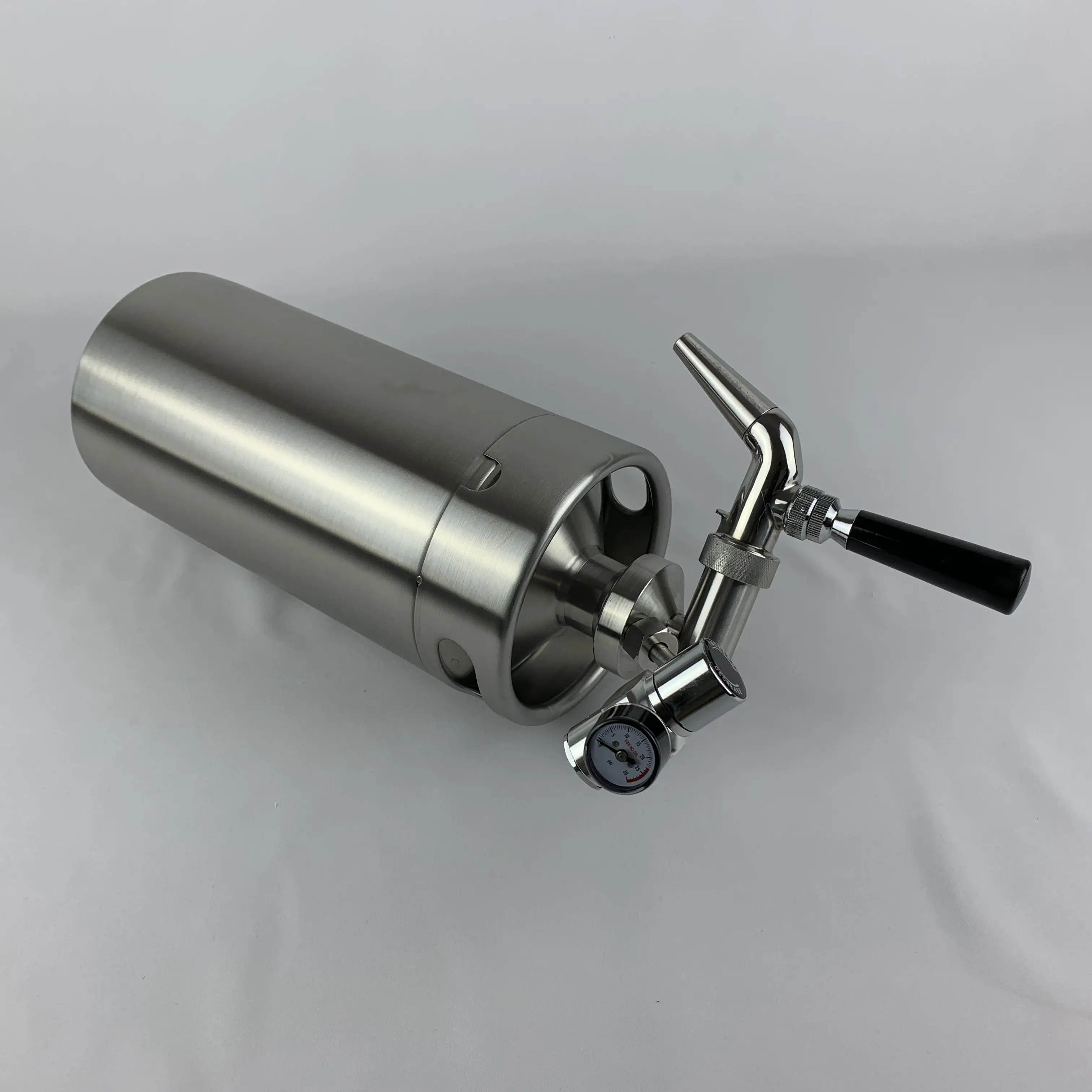 

Craft stainless steel Beer Growler 3.6L Tap picnic handle and polished mini keg co2 regulator system beer growler 3.6L Mini Keg