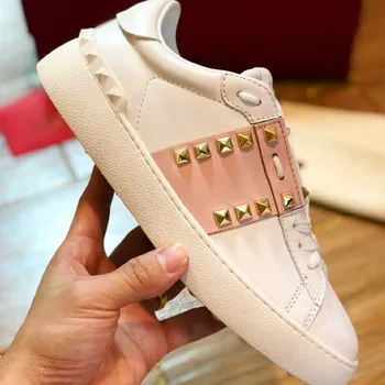 

2020 small white shoes women's sports shoes leather metal rivet men's casual sports shoes