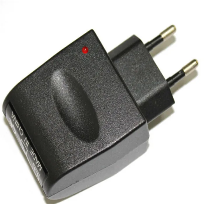 110 V-220 V переменного тока в постоянный, работающего на постоянном токе 12 В в автомобиля Мощность адаптер конвертер бытовой сигареты автомобильного прикуривателя Мощность адаптер C44