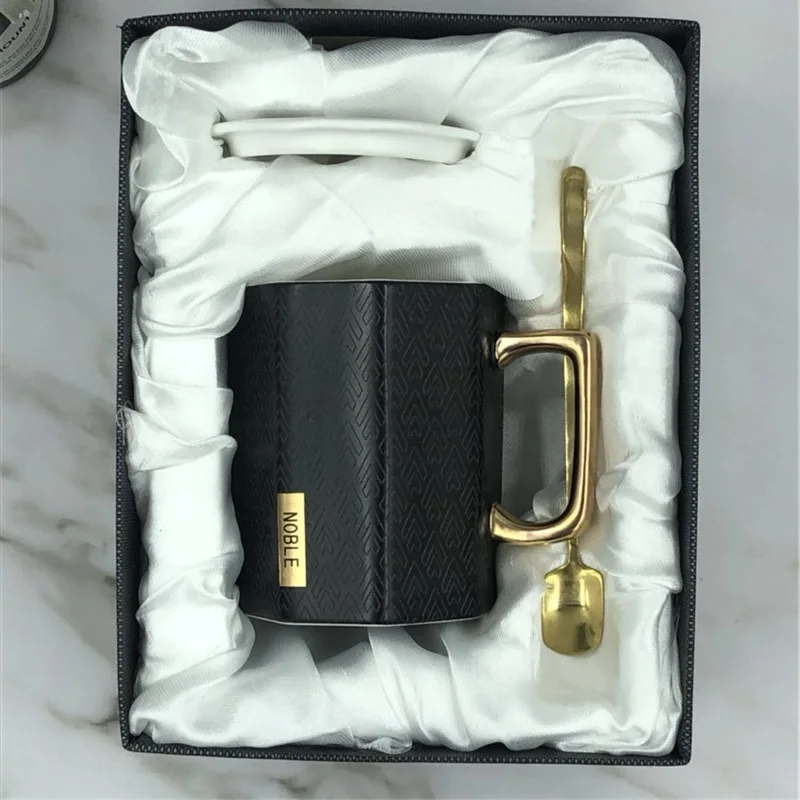Berjaya креативный полигон золото рукоятка керамическая кружка с ложкой большой емкости бизнес офисная чашка для кофе и кружка - Цвет: Black gift box