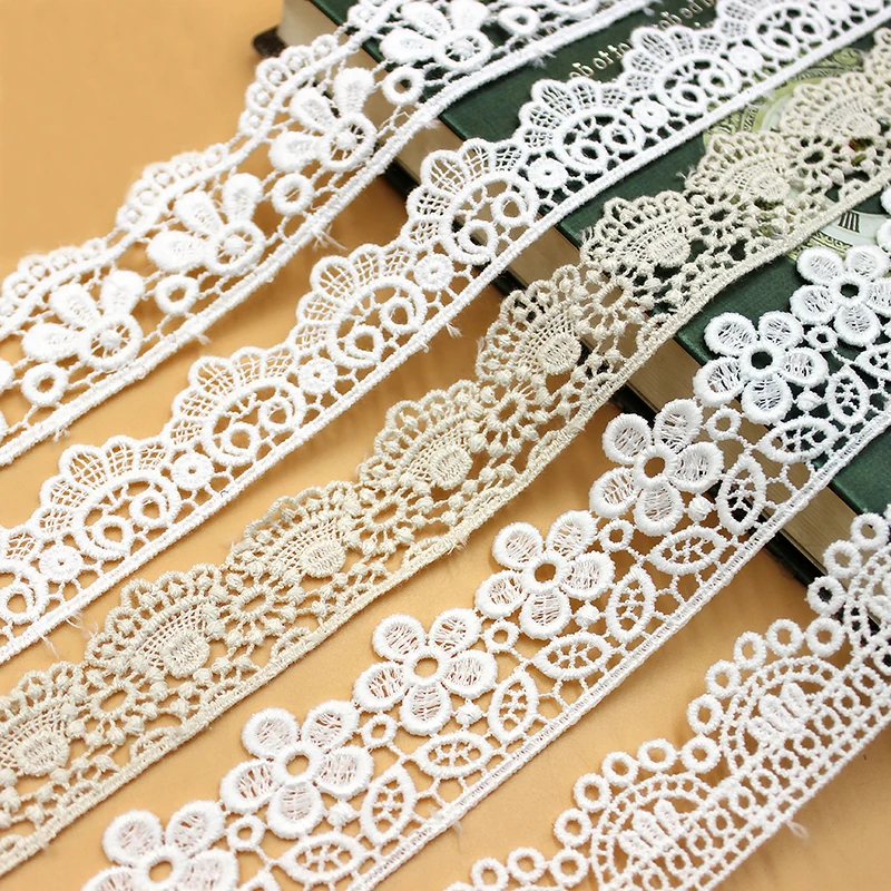 

Lace Trims 10 Yard Cotton Scallop Ivory Beige Black Water Soluble Fabric Ribbon Tapes Sewing Cloth Material 1011918M4F357