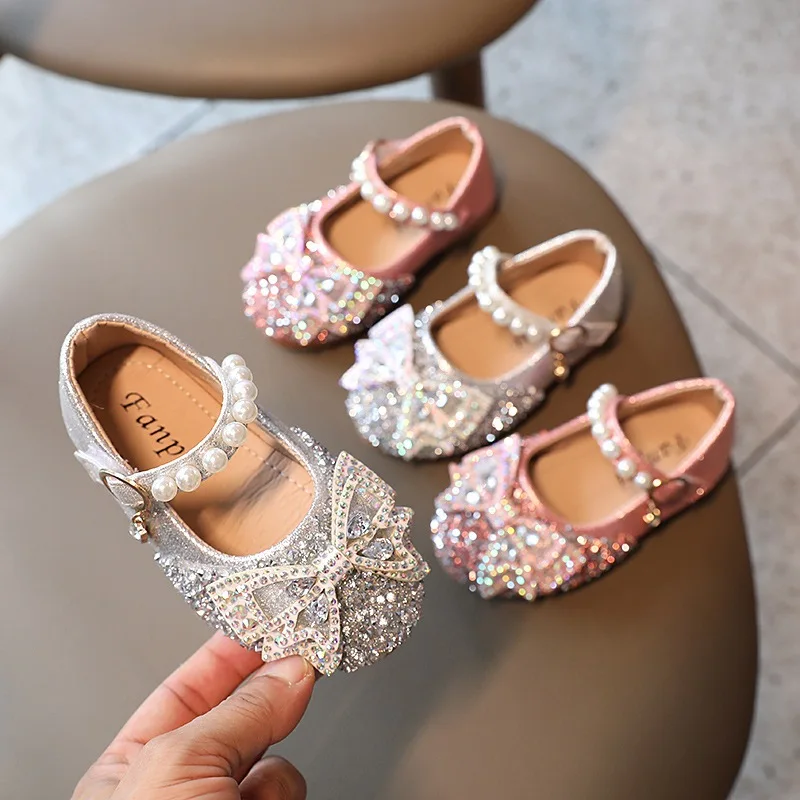 children's shoes for sale New Party Shoes For Kids Girls Childrens Pearl Rhinestones Shining Princess Shoes Baby Fashion Leather Flat Shoes For Wedding boy sandals fashion