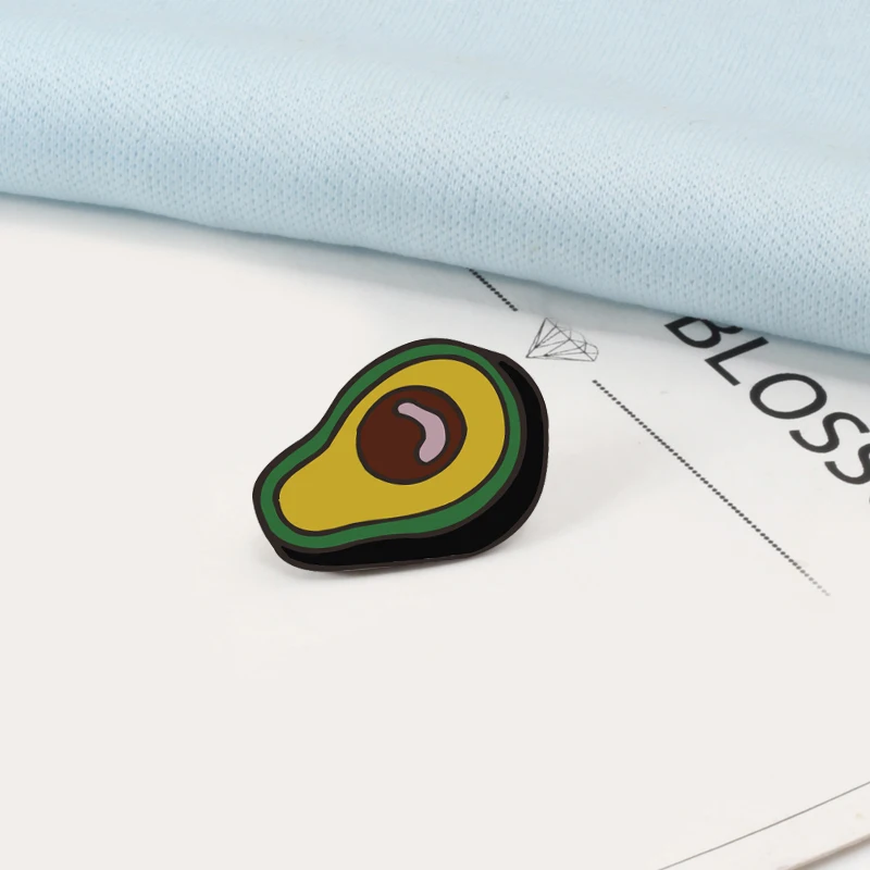 Fashion Brooch Avocado Pineapple Enamel Pins for Women Kids Jackets Lapel Pin Custom Button Badge Jewelry Cartoon Fruit Brooches