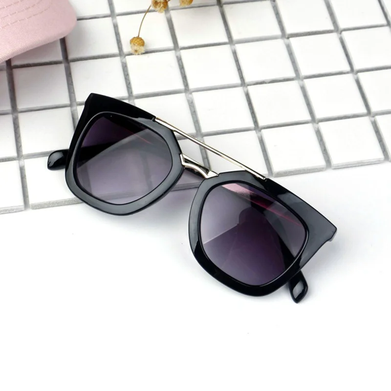 Kids Sunglasses Girls Boys luxury Brand Designer Vintage Children's Sun Glasses UV400 Shade Lovely Baby Goggles Eyewear