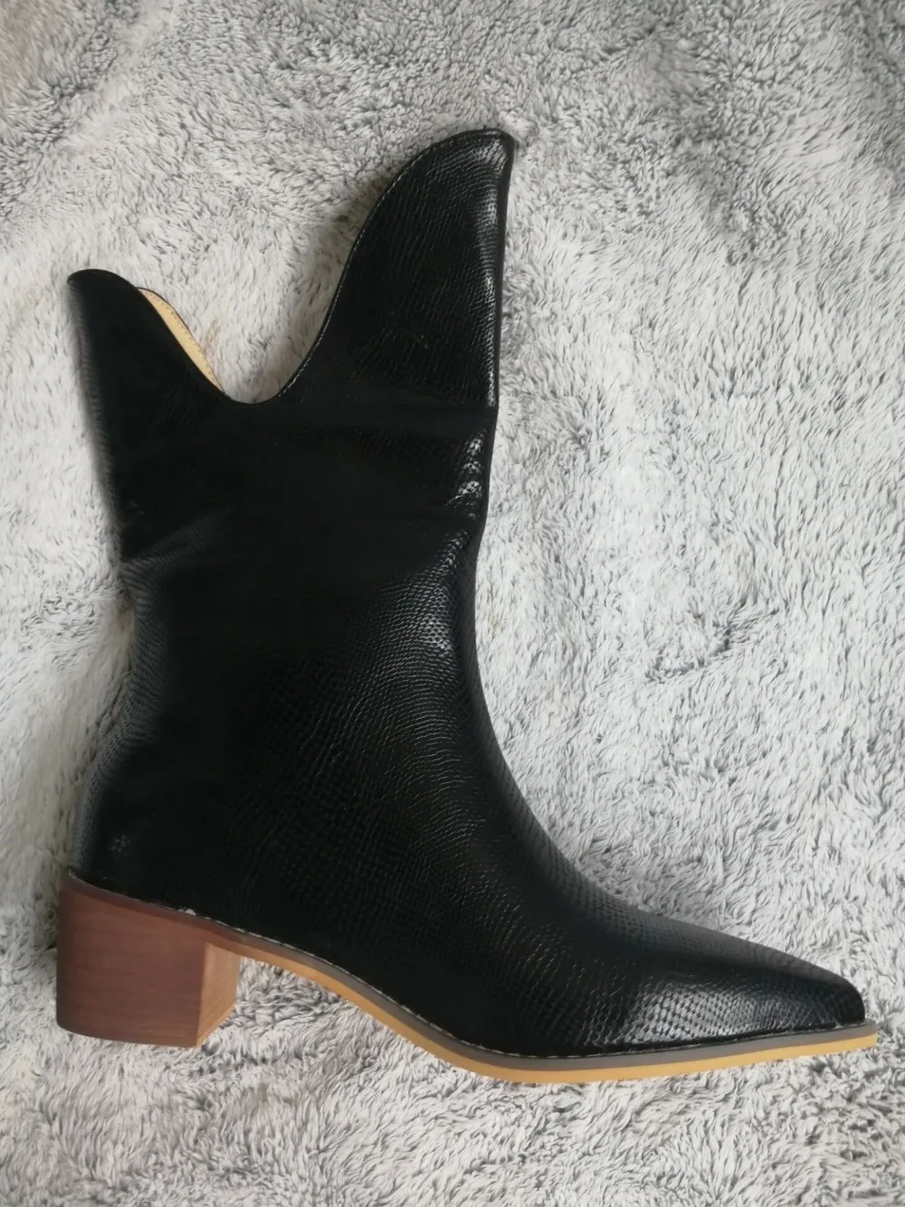 01AEDCF8E952E355C4F39B7B9028465C