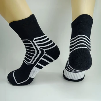 

Women/Men's Outdoor Sport Cotton Socks Running Football Breathable Training Good Anti-skid Effect Shock Absorption Design