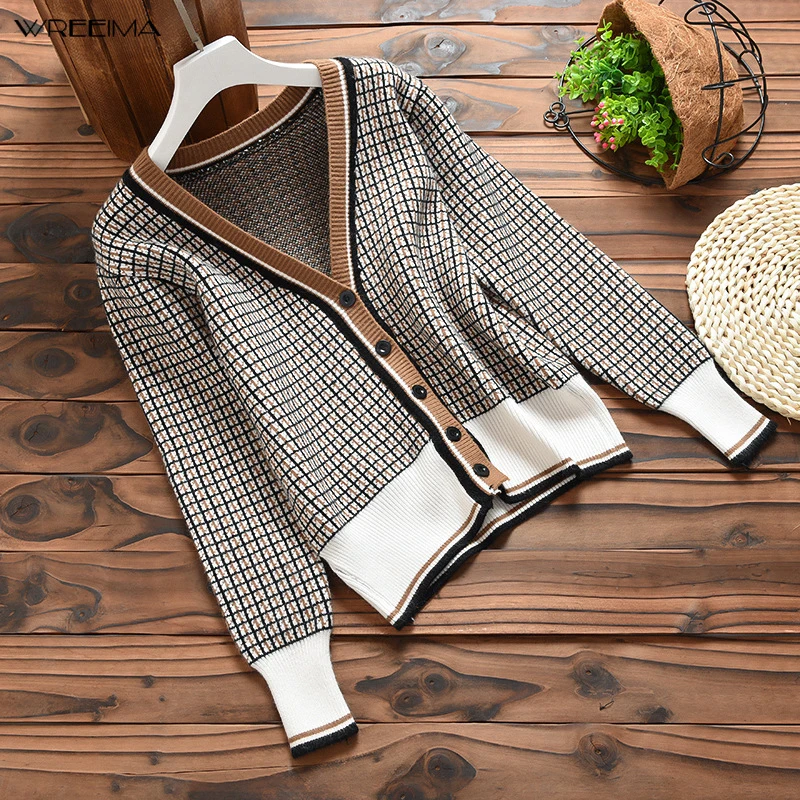 

wreeima Khaki Women's Sweaters Autumn Winter 2019 fashionable Casual Plaid V-Neck Cardigans Single Breasted Long sleeve Loose