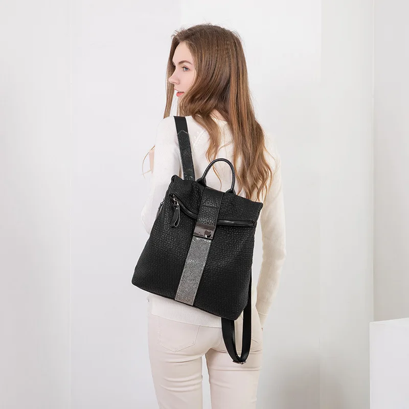 

2019 Europe And America New Style Backpack Women's Fashion Soft Leather Backpack Lock Casual Versatile Large Capacity School Bag