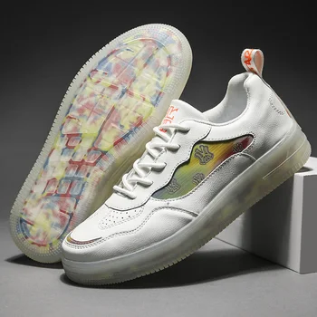 

2020 New casual Men Shoes Men's Fashion Casual Lace-Up Outdoor Board Colorful Canvas Sport Graffiti board Shoes Zapatos Hombre