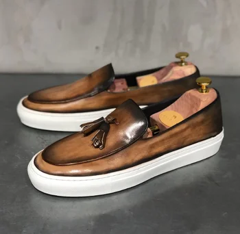 

Men Leather Shoes Casual Shoes Dress Shoes Brogue Shoes Spring Vintage Classic Male Casual summer slippers men F521