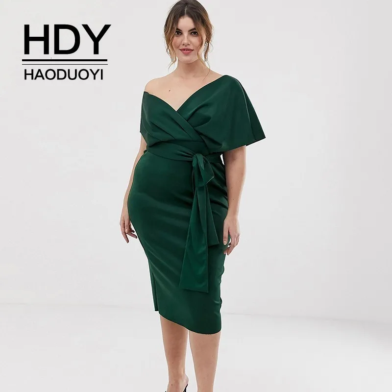 HDY Haoduoyi однотонное платье без бретелек с v-образным вырезом и завязкой сзади