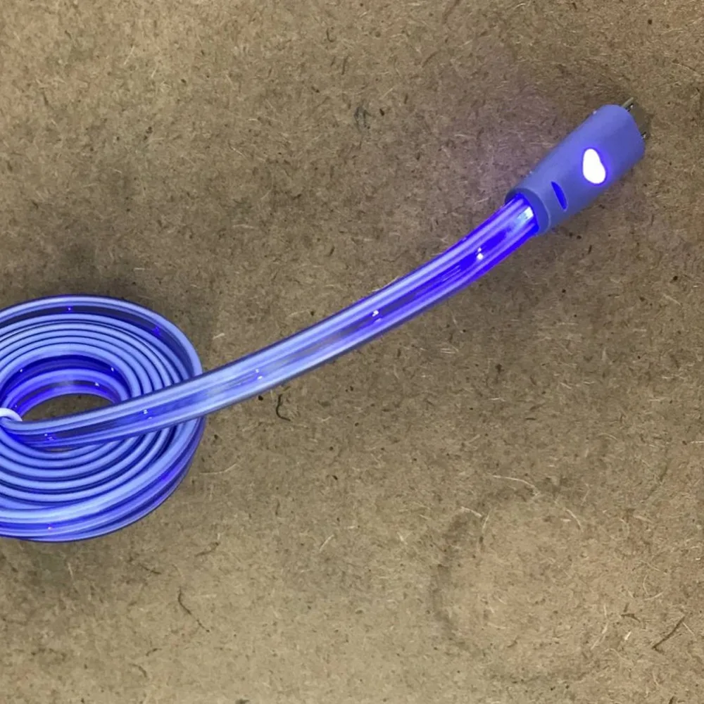 Модный 1 м 3 фута Универсальный Синхронизация USB 2,0 к Micro USB зарядное устройство светодиодный Видимый ночной Светильник кабель для передачи данных Шнур для htc samsung huawei