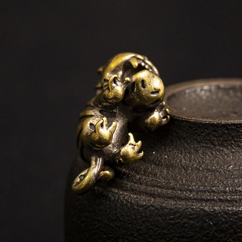 big mouth tiger pendant (9)