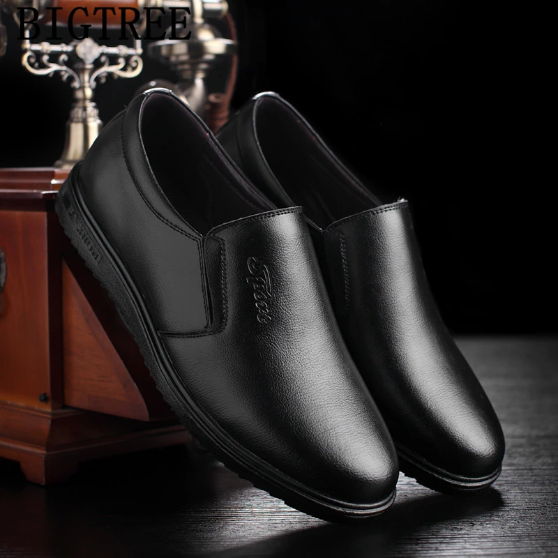 Лоферы, кожаные туфли для мужчин; обувь для вождения; дизайнерский комплект из туфель на высоких каблуках; sapatos masculinos casuais couro женские