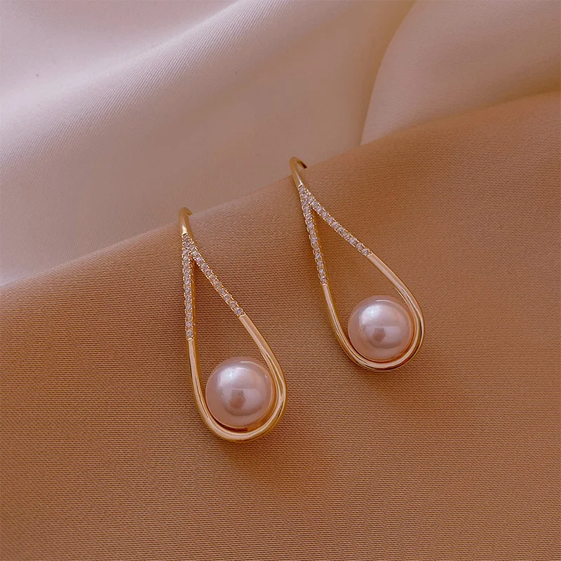 Hochwertige exquisite geometrische baumelnde Ohrringe für Frauen 2025, koreanischer Modeschmuck, luxuriöse Gothic-Party-Mädchen-Perlenohrringe – Detail 6