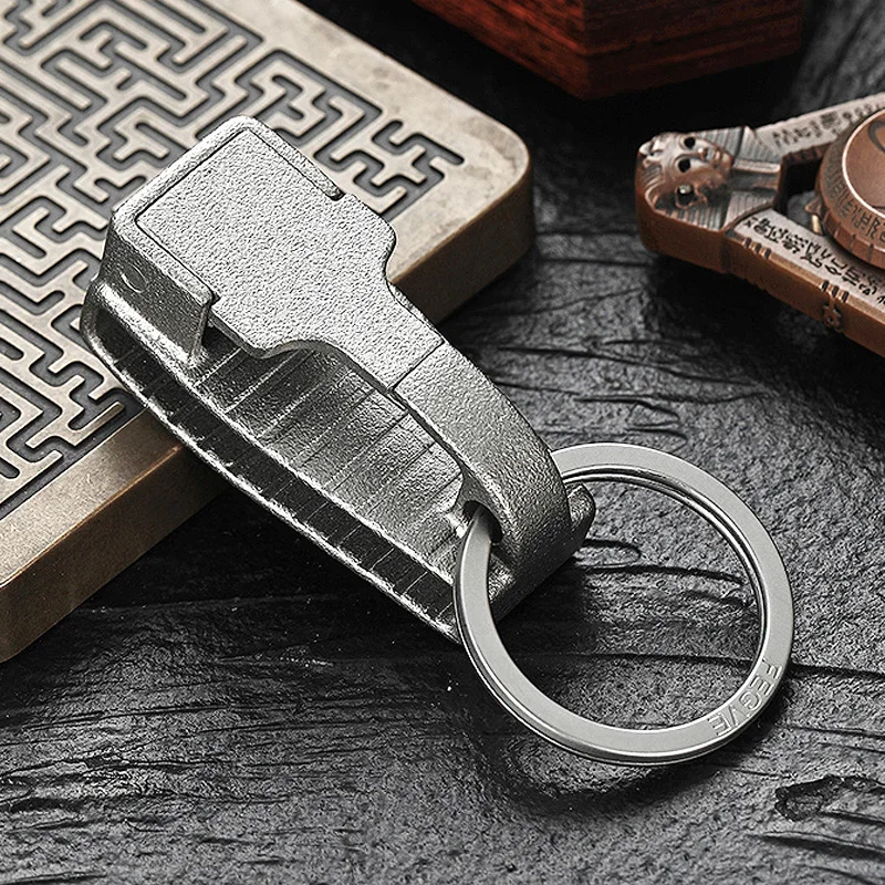 

Luxury Men Women Key Chain Car Keychain Key Ring Holder Stainless Steel Belt Keychains Buckle for Father's Day Gift Wholesale