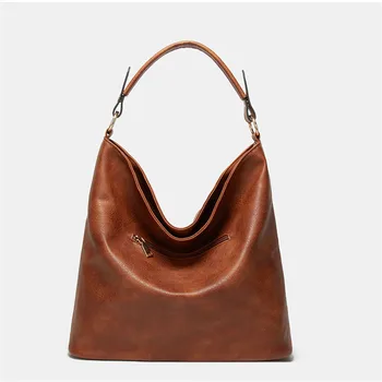 

Gold Chain Leather Look PU Luxury Top-Handle Bags Shopping Bucket