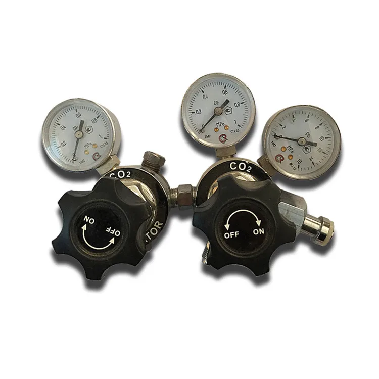 

double body co2 gas reducer with gauges