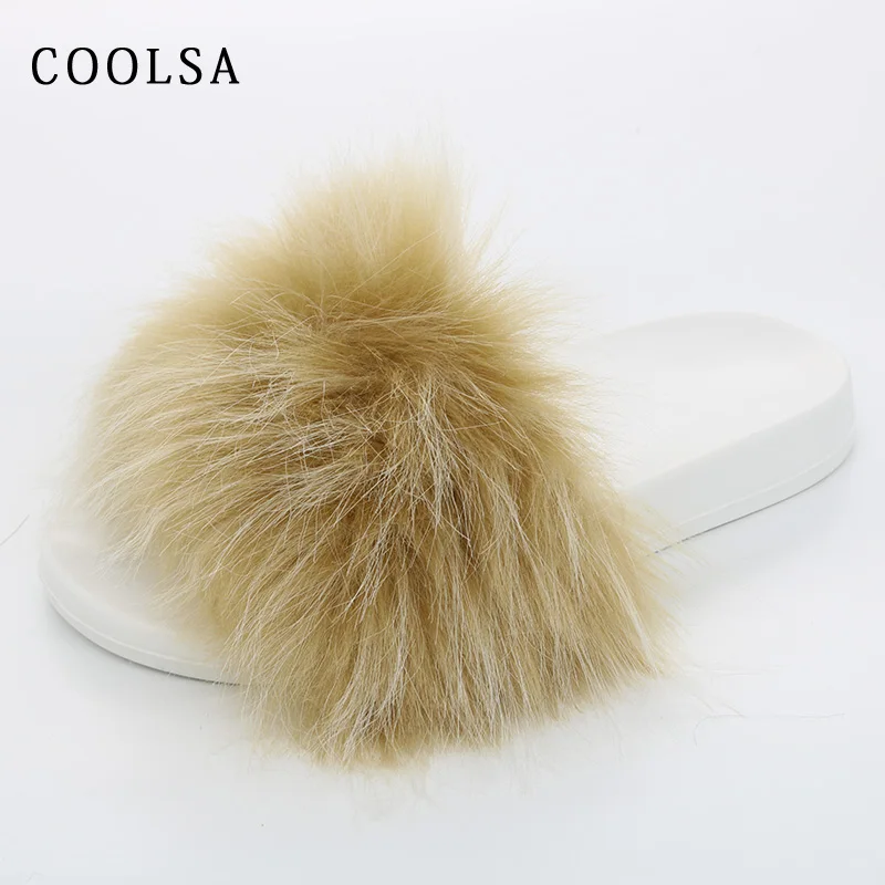 Khaki-white sole Новые женские меховые тапочки; тапочки из искусственного лисьего меха; пушистые женские шлепанцы с мехом енота; зимние теплые домашние тапочки; меховые шлепанцы; плюшевая обувь - Цвет: Khaki-white sole