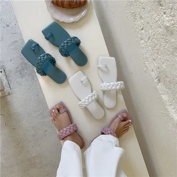 

2020 New Design Square Toe Thin flats Slippers Summer Outdoor Slip On Dress Shoes Ladies Elegant Slides Sandals