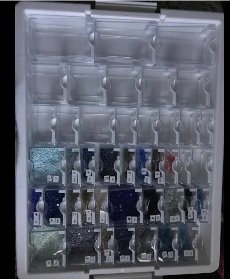 Стиль решения для хранения бисера крошечные контейнер Органайзер с 78 крошечные лоток с контейнерами и крышкой для бисера и алмазной живописи