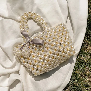 

Elegant Female Pearl Tote bag 2020 Summer Fashion New High quality Women's Designer Handbag Rivet Hand bag Small Travel bag