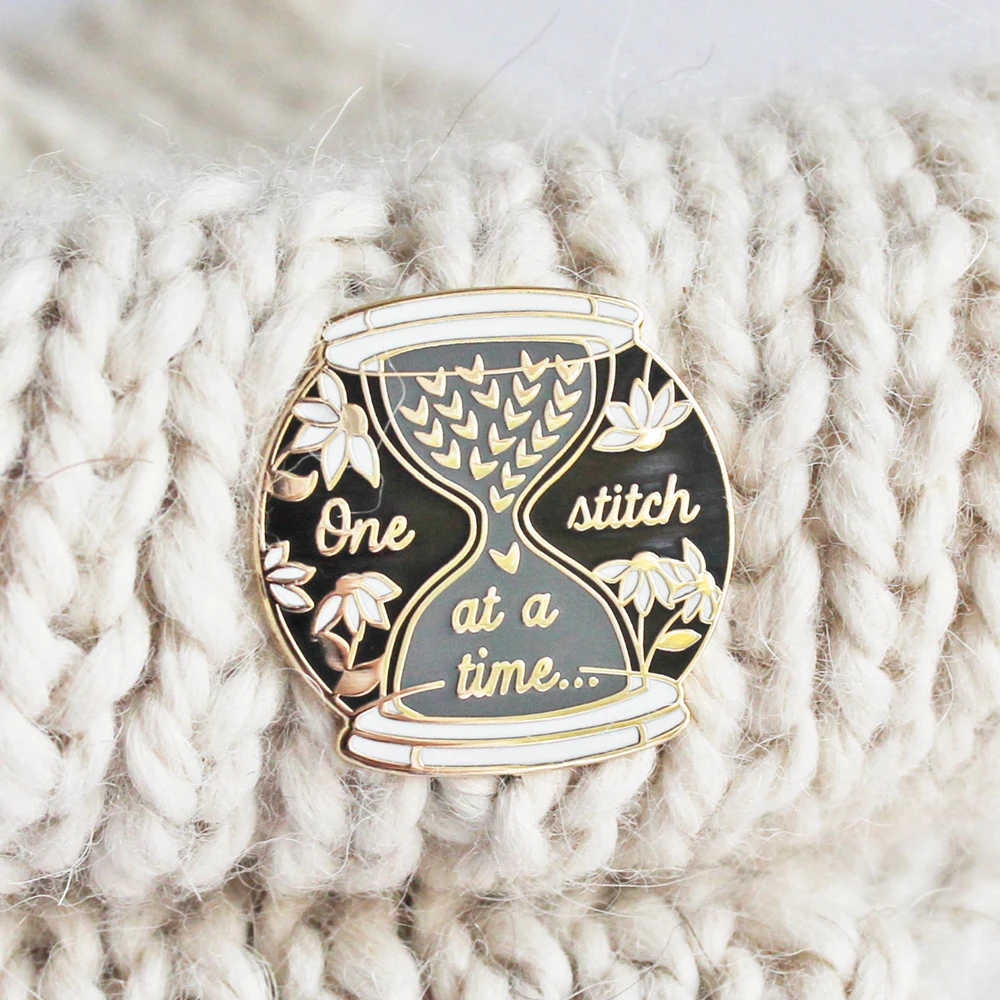 

One Stitch At A Time Hard Enamel Pin Fashion Simple Hourglass Plant Brooch Badge Lapel Backpack Pins Decor Knitting Lover Gift