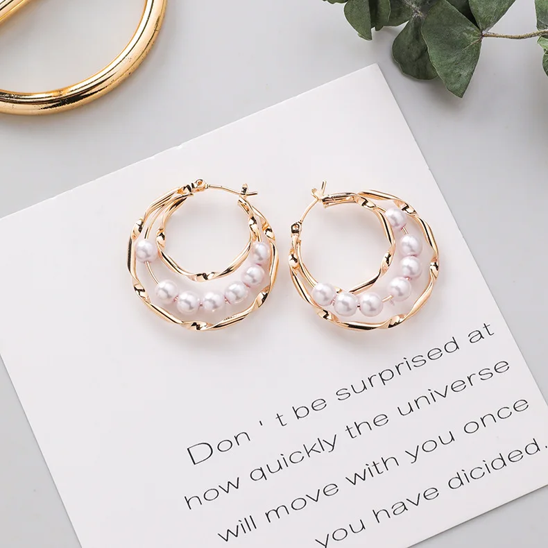 

Korea New Simulated Pearl Hoop Earrings For Women Gold Color Big Circle boucle d'oreille femme 2019