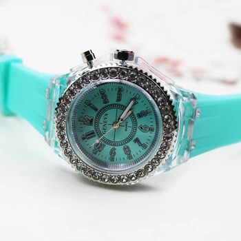 

Fashion LED Luminous Lights Electronic Watch Hot Women Men Quartz Wirst Watch Casual Student Clock Watch for Kids Students Gift