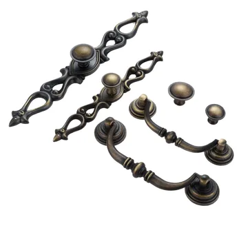 Vintage Door Handles European Antique Furniture Handles Wardrobe Drawer Pulls Zinc Alloy Kitchen Cabinet Knobs and Handles