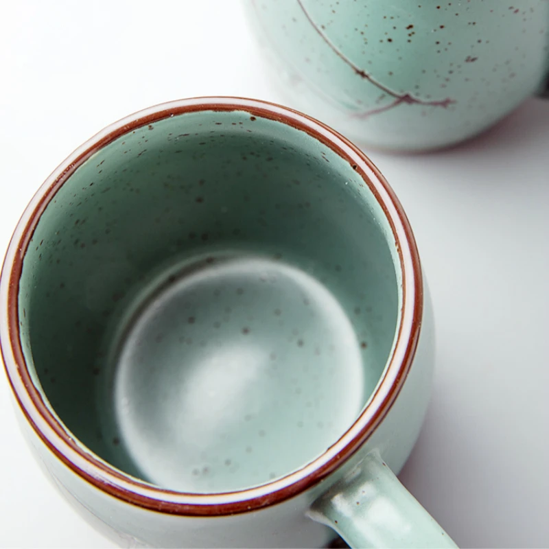 How to Paint Pottery & Ceramics: Ombre Effect -- Mom's Coffee Mug