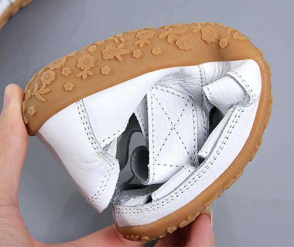 Women Mother Genuine Leather Sneake Soft Bottom Sandals Flats Summer Ladies Hollow Out Beach Shoes Quality Hot Gladiator Sandals